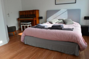 La chambre au piano